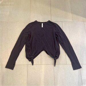 ☀️🌴Athleta Charcoal Long Sleeve Tie-Hem Top